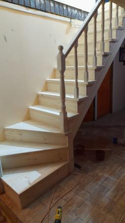 ESCALERAS DE MADERA