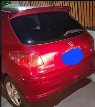 SE VENDE AUTO PEUGEOT 206