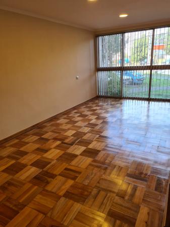 SE VENDE DEPTO AMPLIO Y REMODELADO 