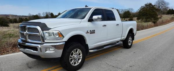 DODGE RAM 2500 LARAMIE 5.7 AUT 2014