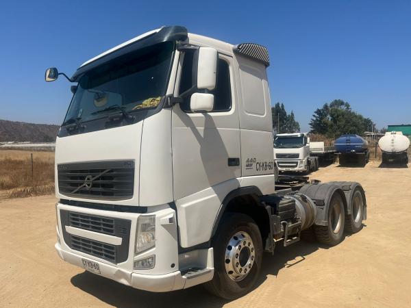 VOLVO FH 440 TRACTO 6X4 AÑO 2011