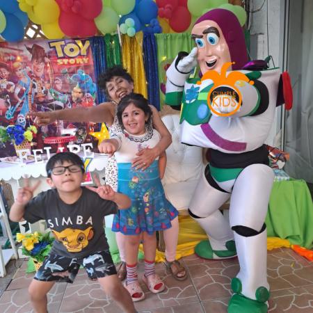 ANIMACIONES DE EVENTOS/FIESTAS DE [BUZZLIGHT YEAR]