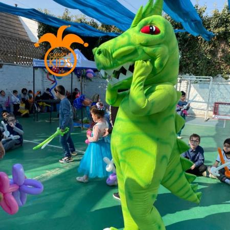 ANIMACIÓN CON EL [GRAN DINOSAURIO] EN SANTIAGO