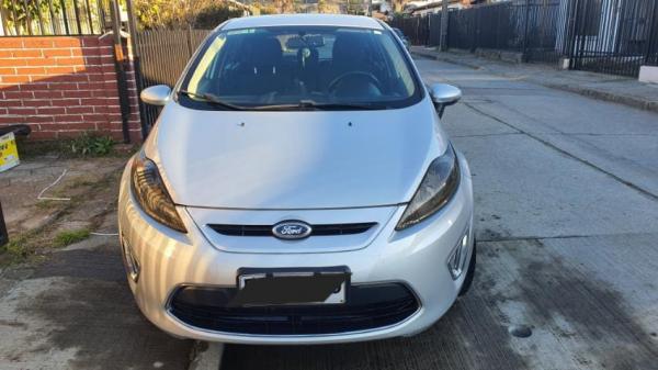 FORD FIESTA TITANIUM 1.6