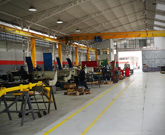  AYUDANTE DE TORNO Y CENTRO MECANIZADO