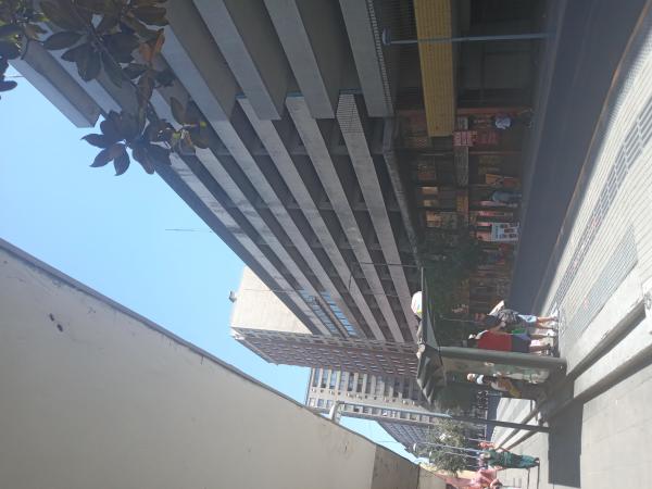 ESTACIONAMIENTO MERCED CON MIRAFLORES