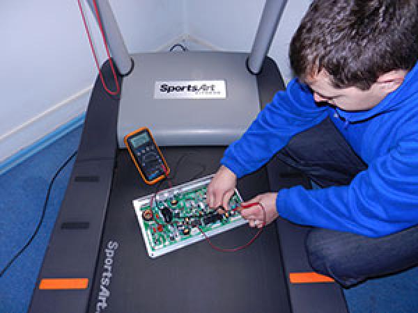PERSONAL PARA SERVICIO TECNICO - CONOCIMIENTOS EN ELECTRONICA