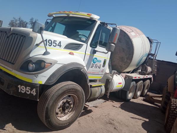 CAMIN INTERNACIONAL MODELO 7600 AÑO 2011