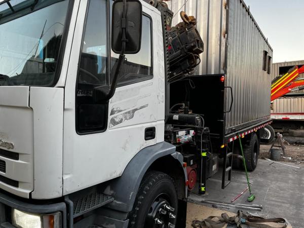 SE PRESENTA SERVICIOS DE CAMIÓN PLUMA 