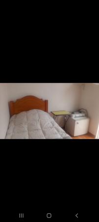 SE ARRIENDA  HABITACIÓN  INDEPENDIENTE 
