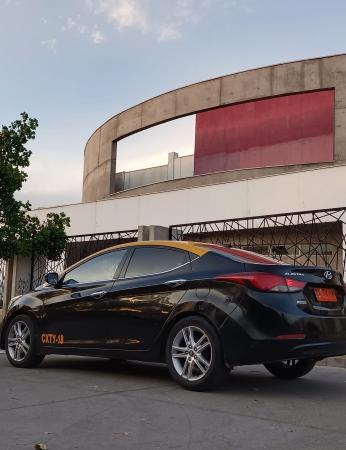 TAXI HYUNDAI ELANTRA 