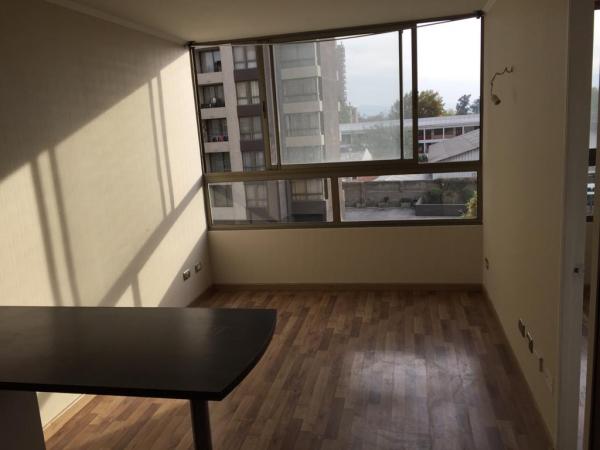 VENDO DPTO. 2 AMBIENTES, GAMERO 1541, METRO HOSPITALES, VALOR 1650 UF
