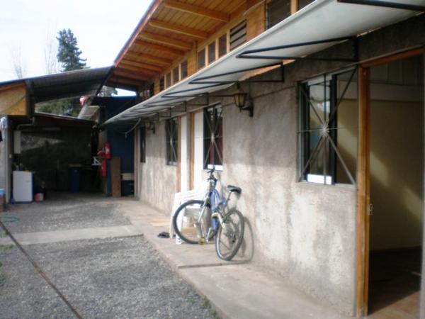ARRIENDO PIEZA SOLIDA IMPECABLE