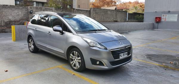 PEUGEOT 5008 ALLURE 1.6 BLUE