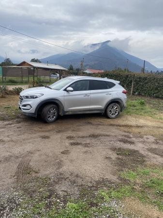 HYUNDAI TUCSON GL 2.0 AT