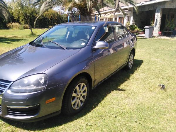 VOLKSWAGEN VENTO STYLE PLUS 2.5 AT