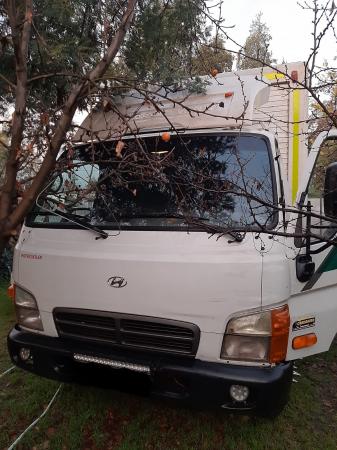 SE VENDE CAMIÓN 5000 KILOS