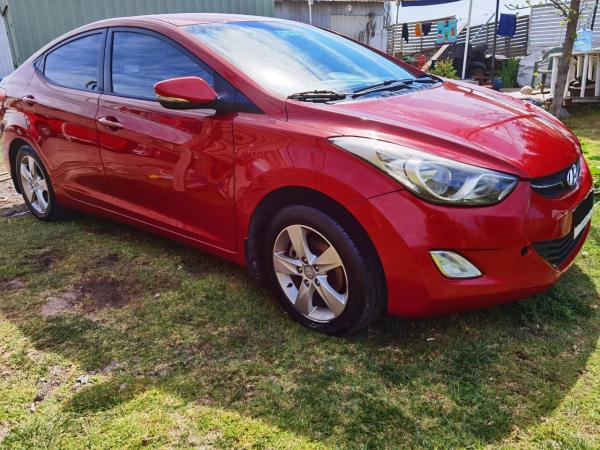 HYUNDAI ELANTRA 1.8