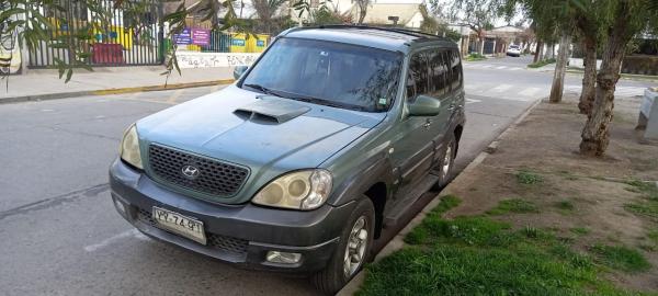 VENDO CAMIONETA HYUNDAI TERRACAN