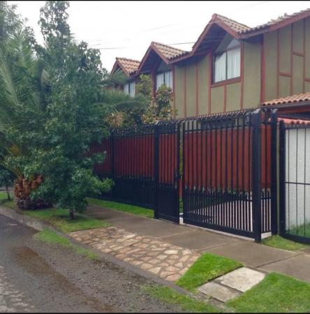 AMPLIA Y CÓMODA CASA
