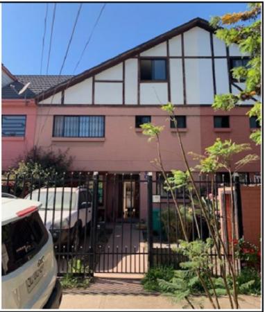 EXCELENTE CASA 