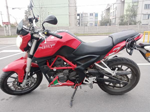 SE VENDE MOTO BENELLI 250CC 