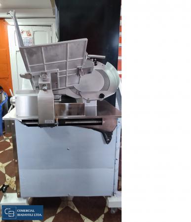 CORTADORA AUTOMATICA FIAMBRES Y CARNES