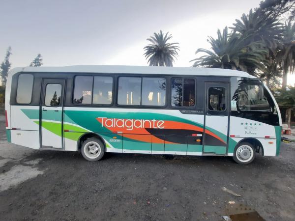 VENDO 2 BUSES MERCEDES BENZ AÑO 2019 Y 2017