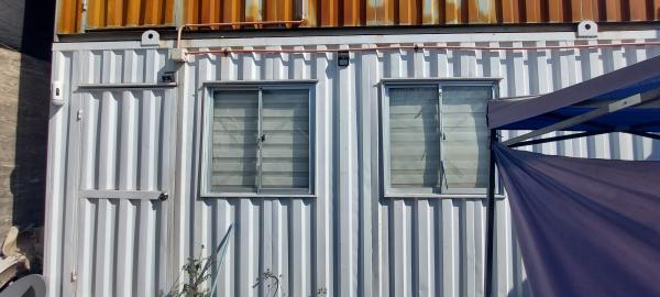 CONTAINER PARA OFICINA O DORMITORIO