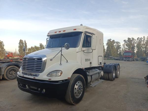 FREIGHTLINER COLUMBIA CL 112