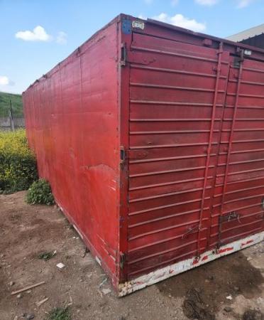 SE VENDEN CARROCERIAS LLAMAR 987888558