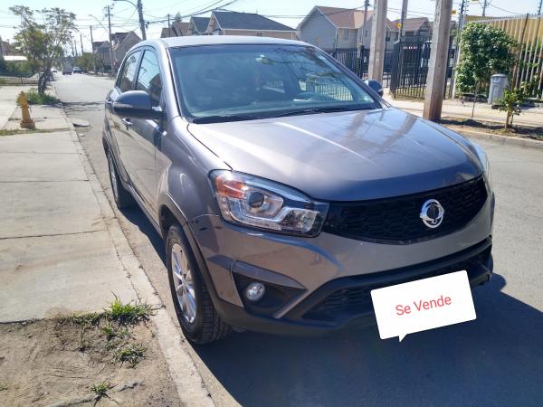 VENDO SSANGYONG KORANDO 2014