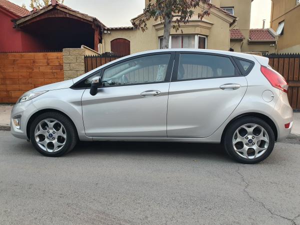 FORD FIESTA SES HB 1.6  2012 