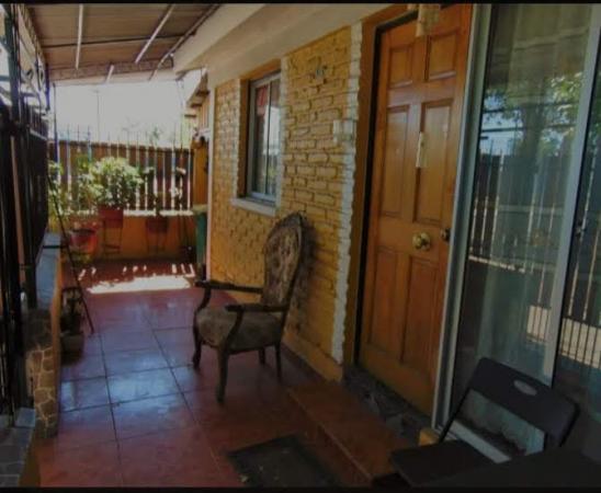 VENDO CASA ESQUINA