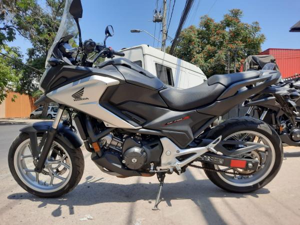 MOTO HONDA NC 750 X