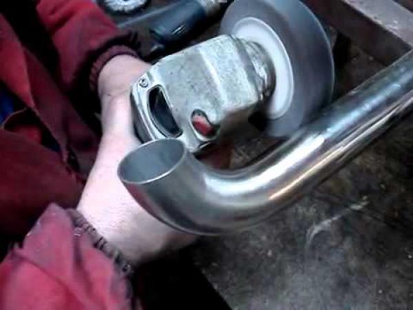 SE NECESITA MEASTRO PULIDOR INOX