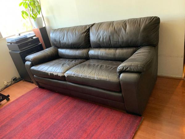 VENDO SILLON TRES CUERPOS ECOCUERO