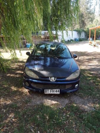 SE VENDE PEGEOUT AUT EXCELENTE AUTO