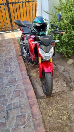 VENDO MOTO 