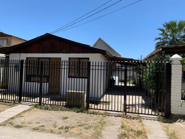 VENDO HERMOSA CASA AISLADA