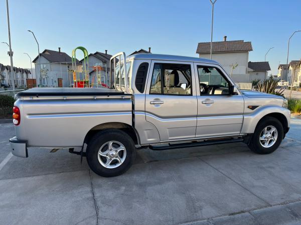 MAHINDRA PIK UP DELUX3 4X2