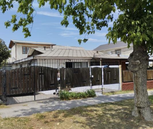AMPLIA CASA CON 4 DORMITORIOS EN MACUL