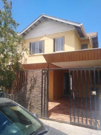 VENDO CASA EN MAIPÚ 
