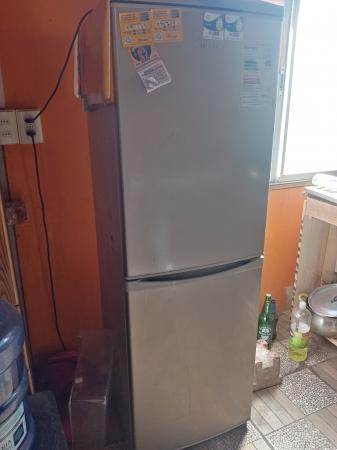 POR VIAJE REFRIGERADOR MIDEA