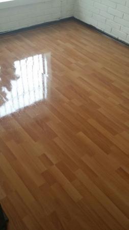 INSTALACION DE PISO VINILICO