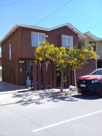 HERMOSA CASA EN CONDOMINIO CON PORTERIA 24/7