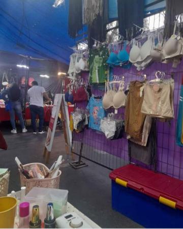 SE VENDE PUESTO EN EL PERSA LOS MORROS