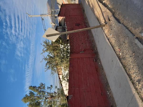 PROPIEDAD AMPLIO TERRENO, DOS CASAS EN EL SITIO