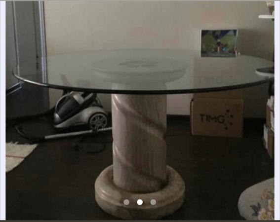 VENDO MESA DE MÁRMOL Y VIDRIO
