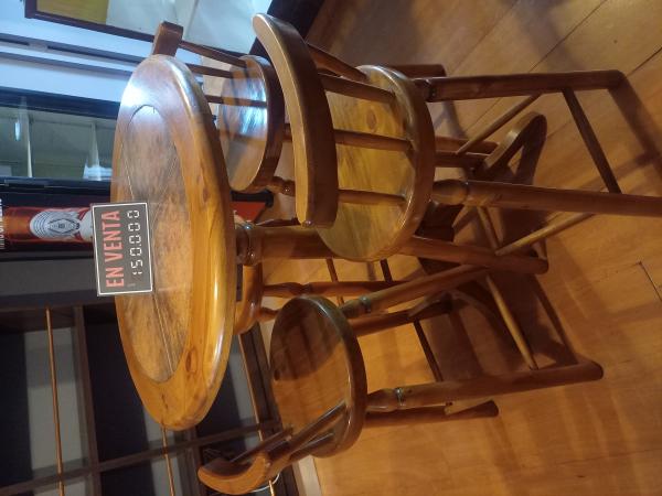 VENTA MESA REDONDA + 4 SILLAS CON RESPALDO 